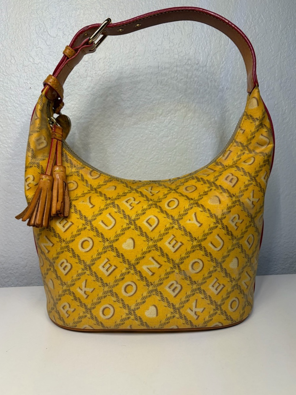 Vintage Dooney & Bourke Yellow Signature Hobo with Red/ Tan Trim - Picture 5 of 10